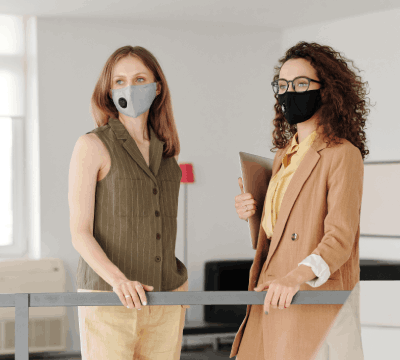 Offices and Omicron: How Companies Can Stem Infection with Vaccination Policies